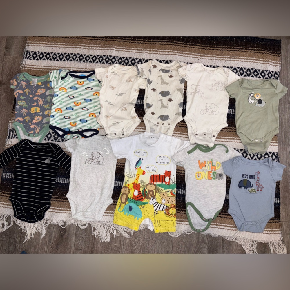 Animals 0-3 Body Suit Bundle